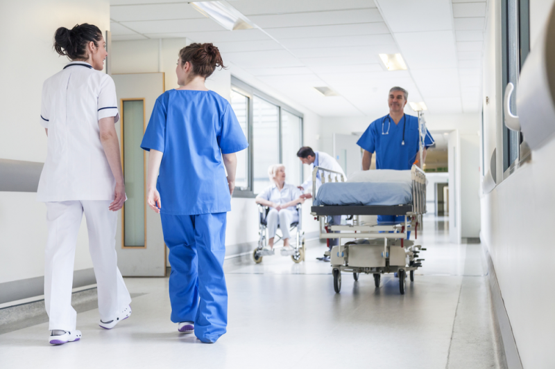 Como a Etiqueta Hospitalar Melhora a Segurança e Eficiência no Atendimento