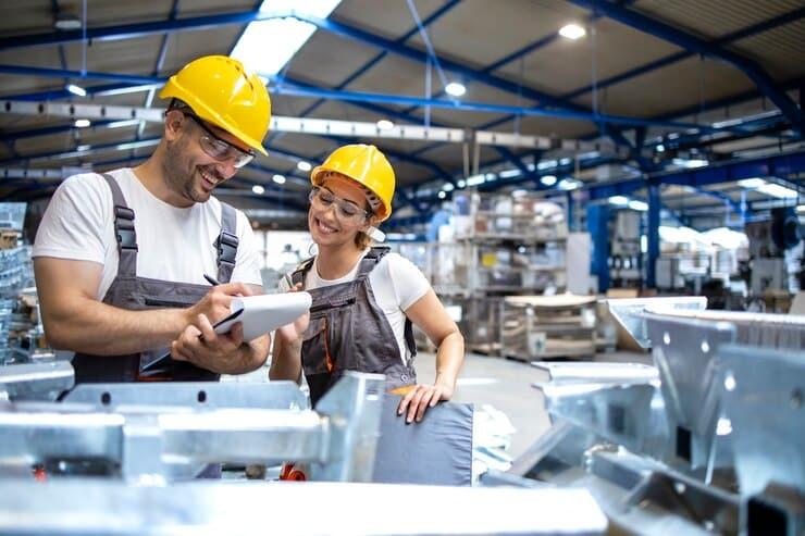 Guia para escolher as melhores etiquetas industriais para sua empresa